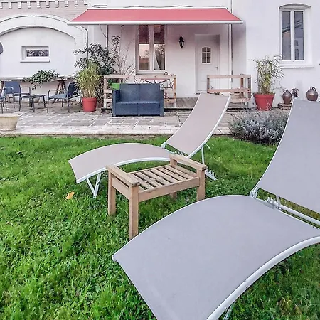 Awesome In Saint Leu With Wifi *