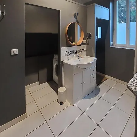 Awesome In Saint Leu With Wifi Vakantiehuis