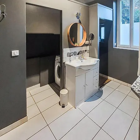 Lovely Home In Huby Saint Leu With Wifi